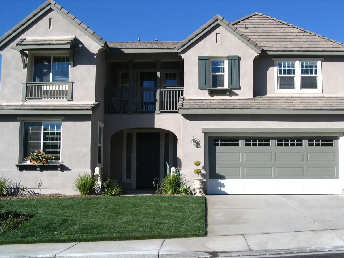 Single-Family Homes That Let Sarasota Rentals Breathe